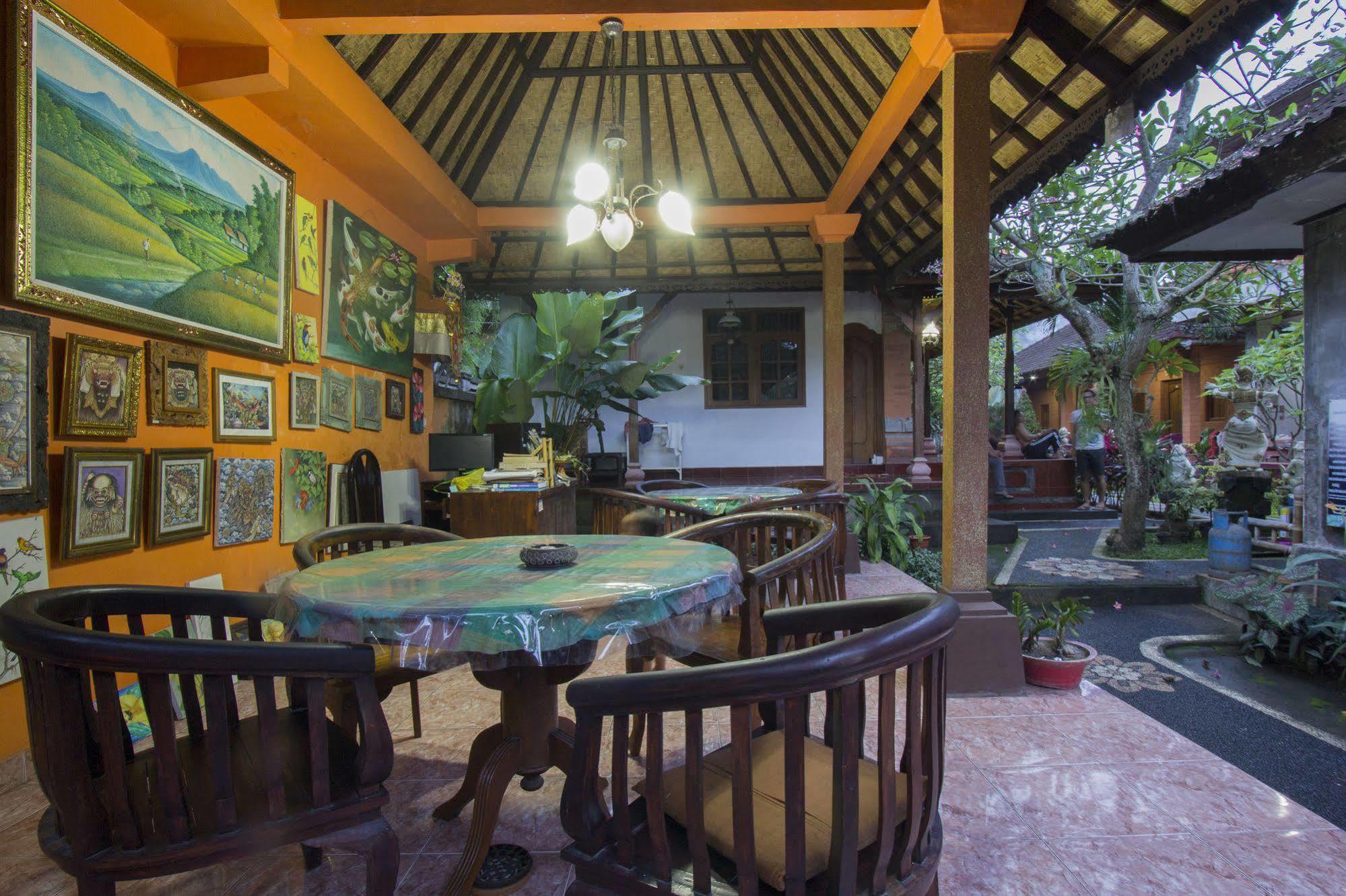 Hotel Yuliati House Ubud Esterno foto