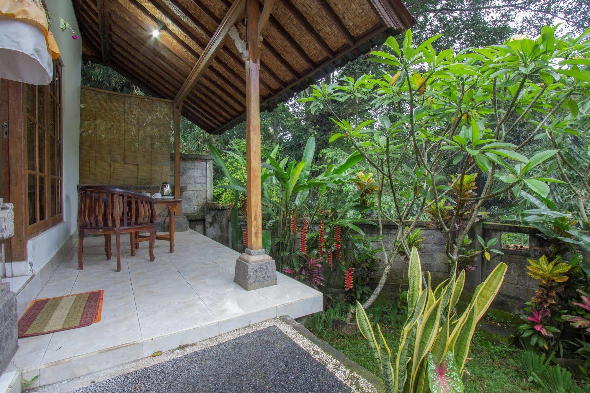 Hotel Yuliati House Ubud Esterno foto